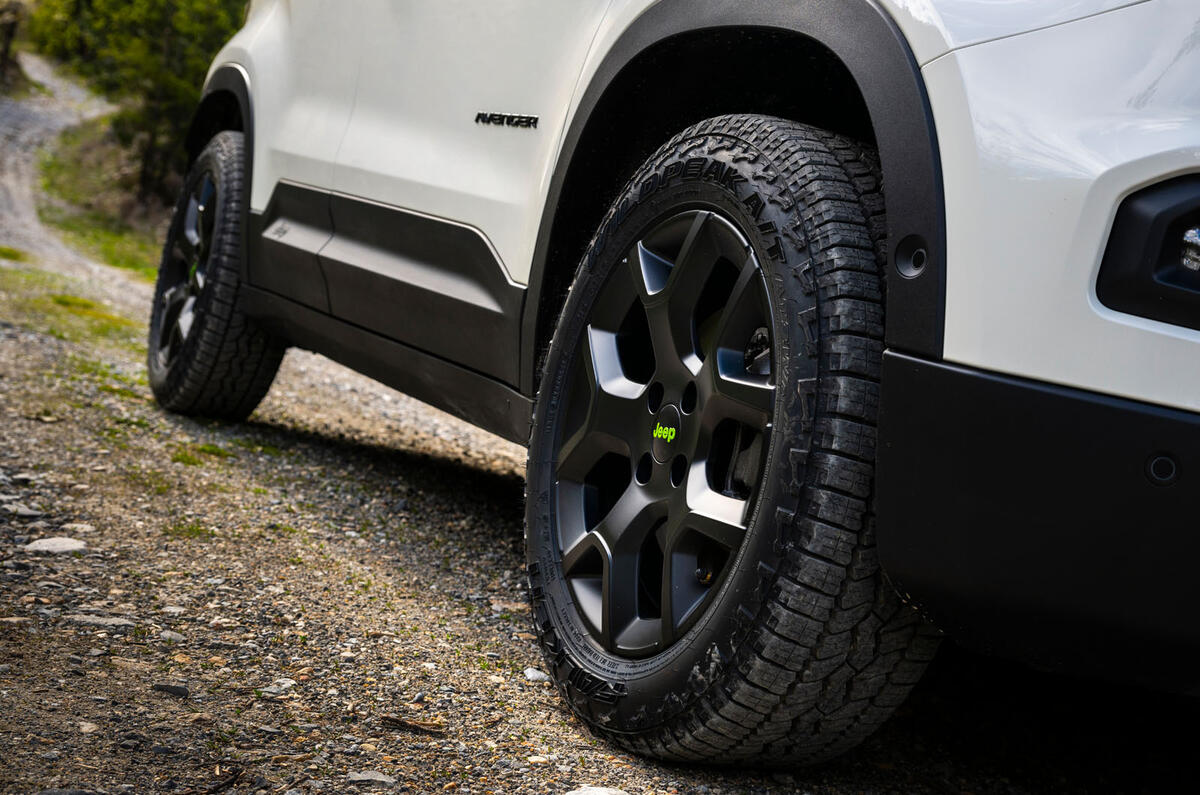 Jeep Avenger 4xe 2025 Review sill cladding detail 16